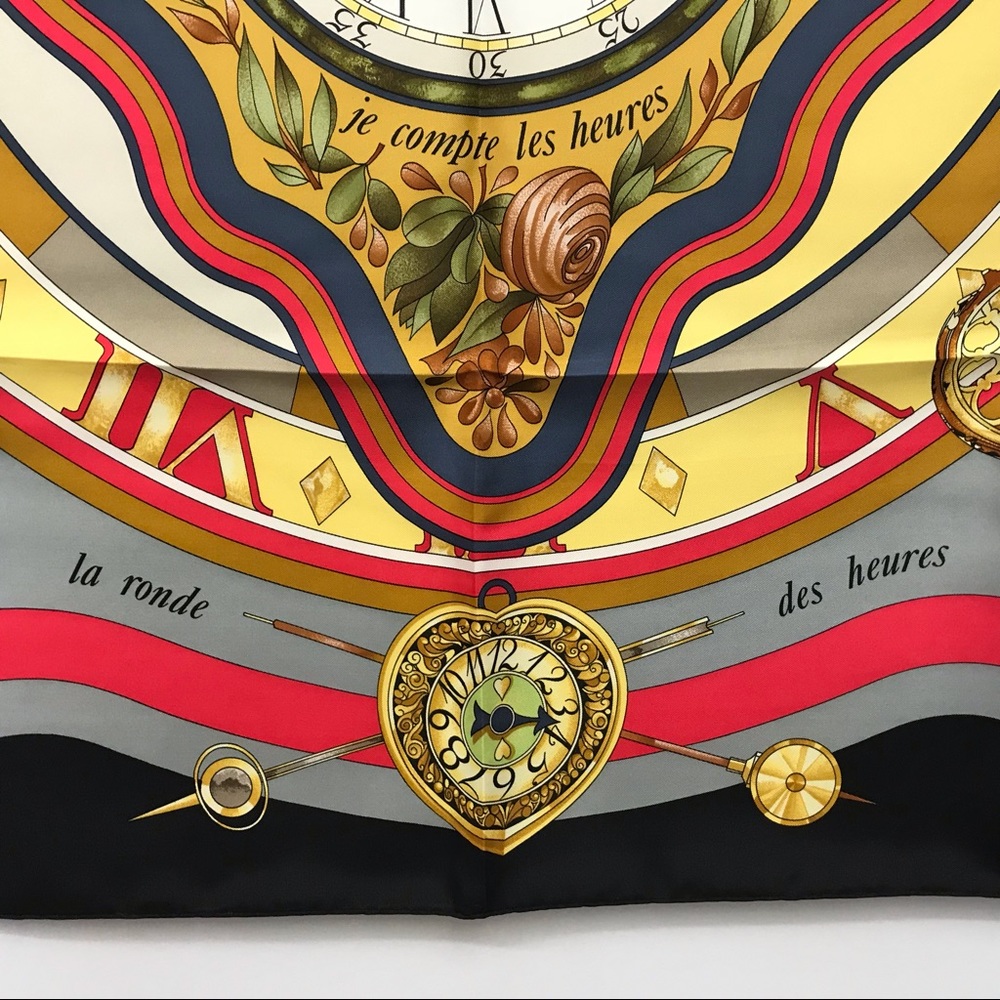 ❤️SOLD❤️ Hermes La Ronde Des Heures Scarf NWOT - Picture 5 of 8